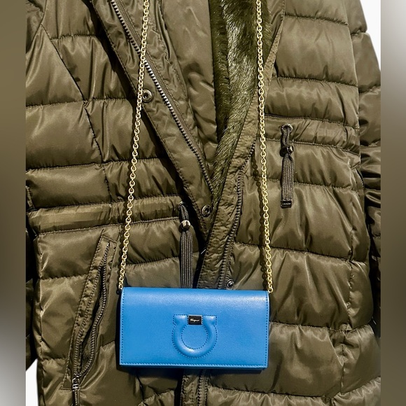 SALVATORE FERRAGAMO Cobalt Blue Wallet on Chain - NEW! - Picture 6 of 8
